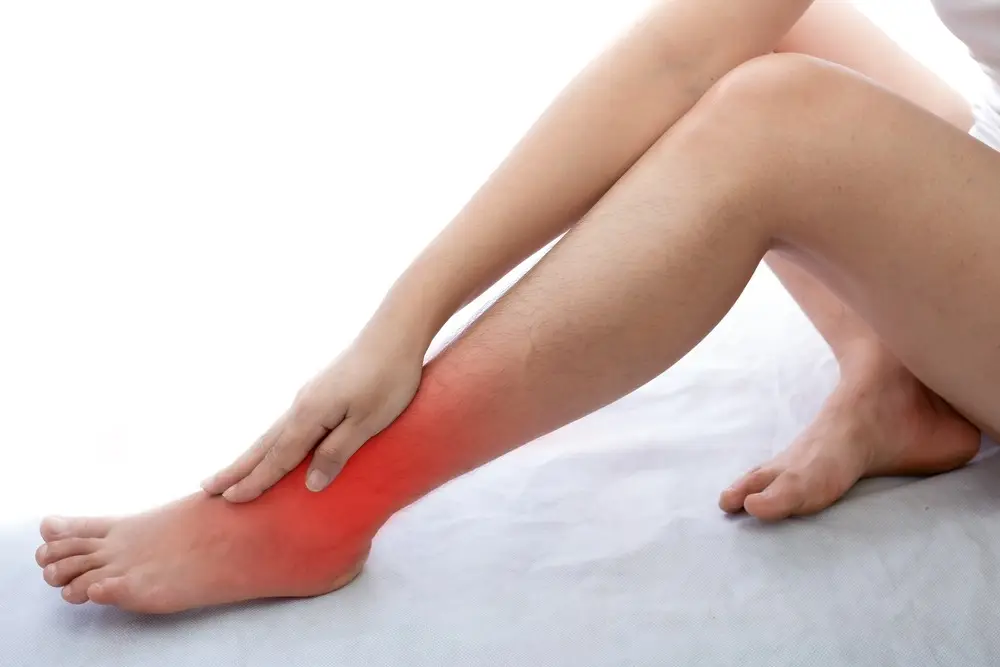 stiff ankles in the morning: 5 causes & treatments